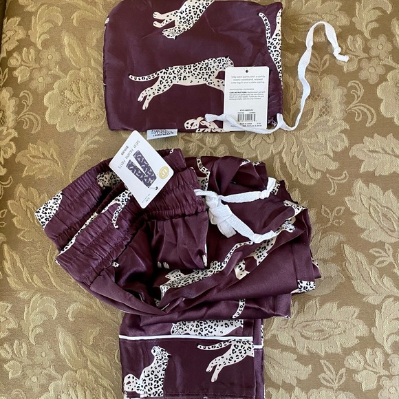 Hello Mello leopard print pants lounge pajamas - Picture 2 of 6